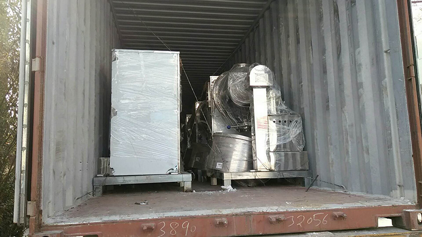 泰國客戶購買12套JHX-P 100L醫(yī)藥噴液雙運(yùn)動(dòng)混合機(jī)